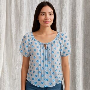 Abercrombie & Fitch Blue Floral Puff Sleeve Pleated Tie Front Semi Sheer XS Top